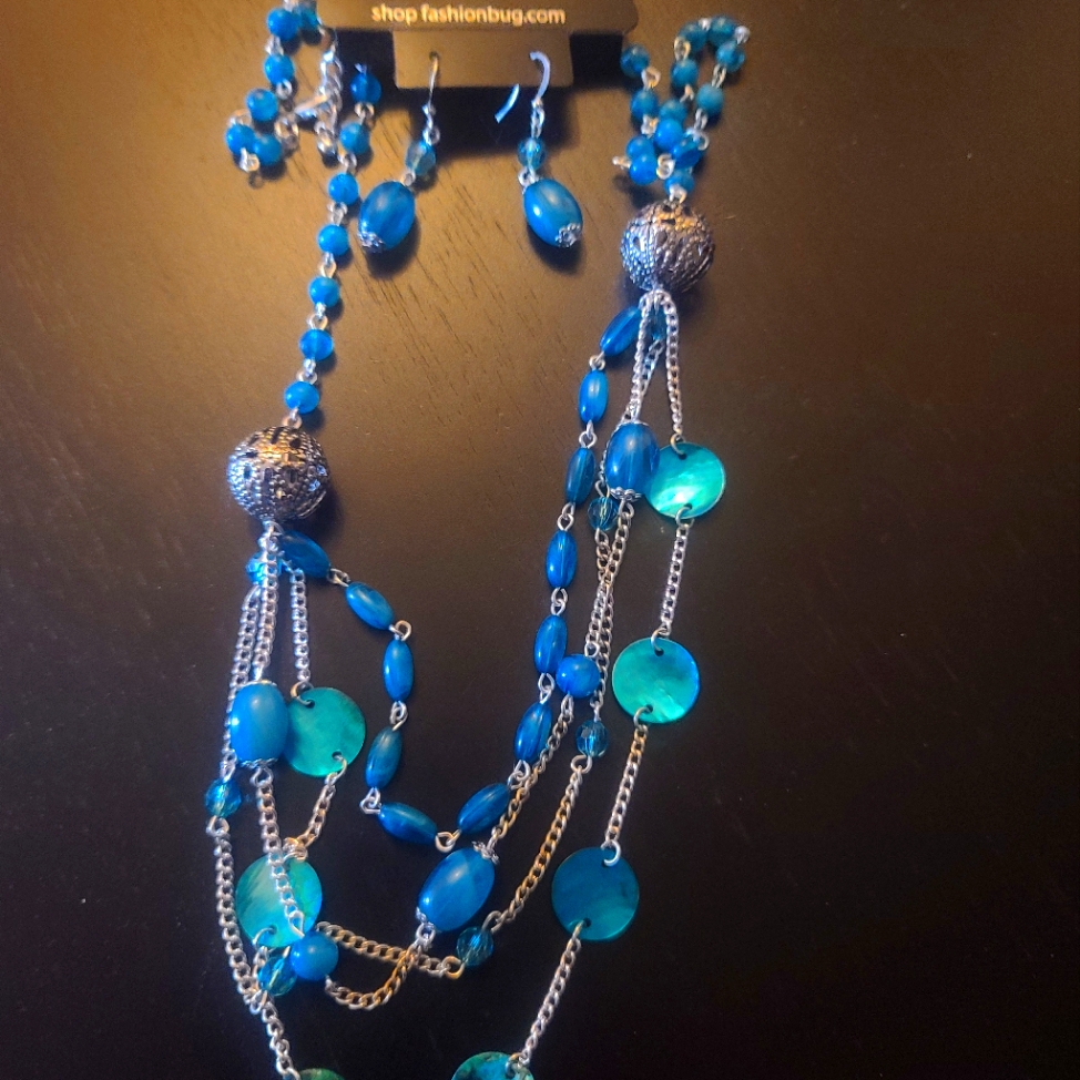 Turquoise Necklace Set